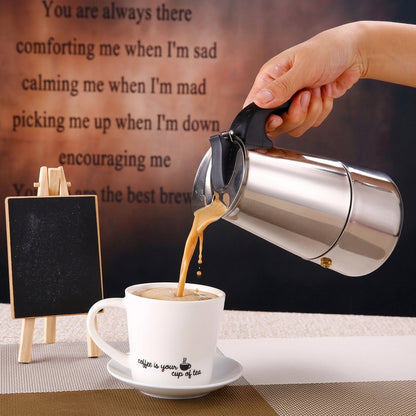 Cafetera espresso Saiyam de 4 tazas, vista de las piezas por separado